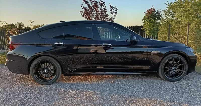 BMW 5GT cena 104500 przebieg: 258000, rok produkcji 2016 z Tarczyn małe 326